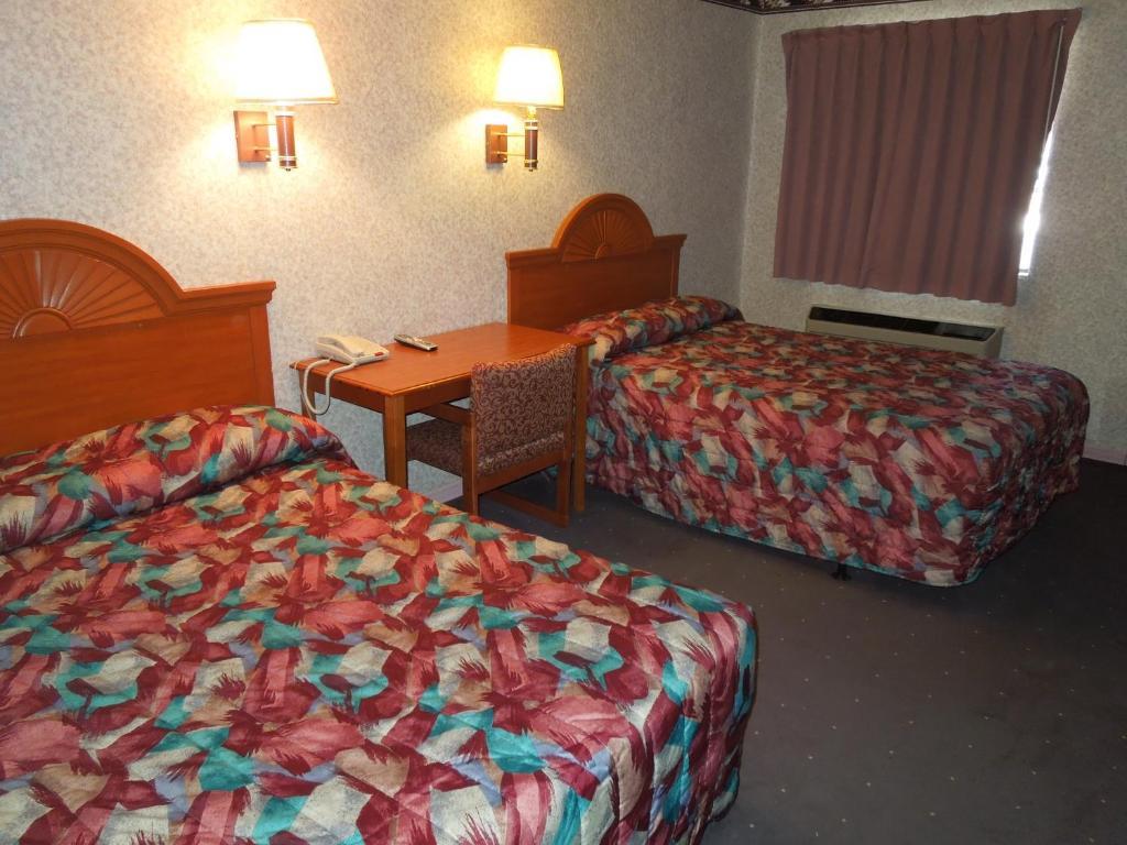 Red Carpet Inn Absecon Galloway Room photo